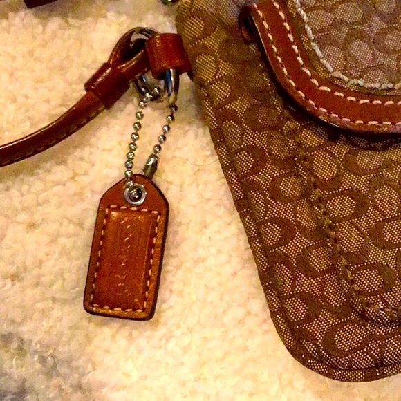 COACH WRISTLET - Picture 4 of 6